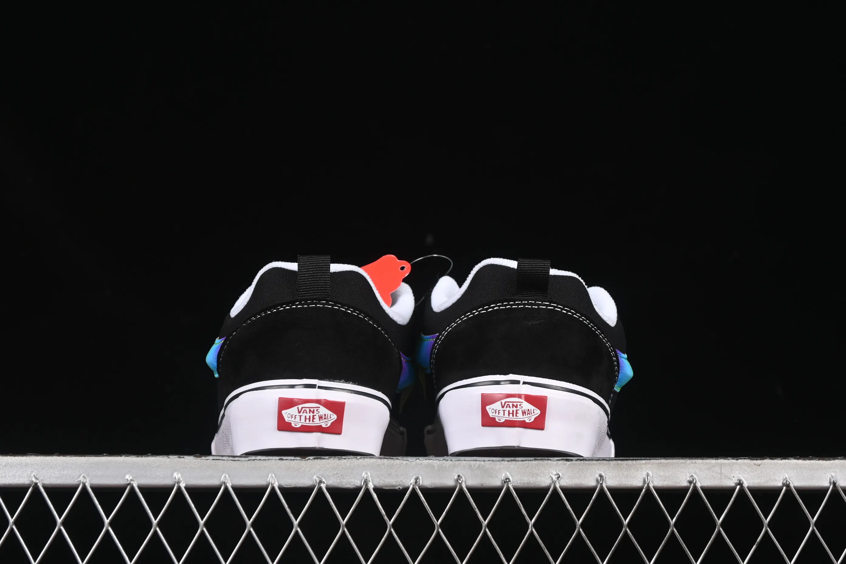 All categories Vans Vans series Vans Low Vans low-top Vans Knu Skool Vans low-top retro casual fat bread shoes VN0009QCB96